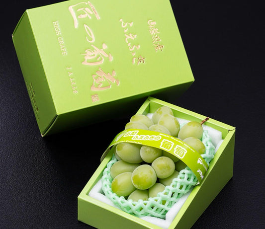 [Pre-Order] Fuefuki Takumi “Keshō” Shine Muscat Seedless Green Grapes - 700 Grams